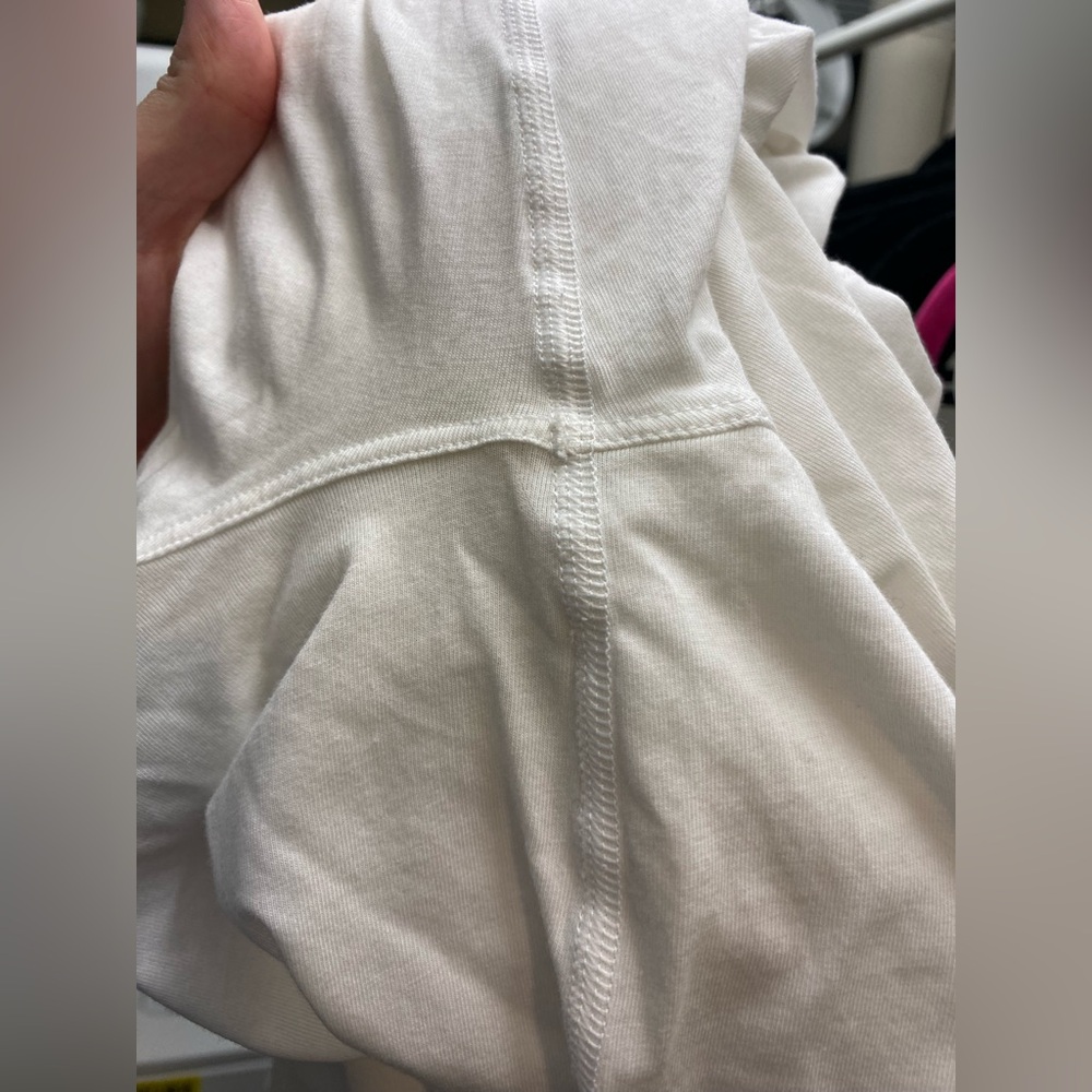 Lululemon Long Sleeve White Size 8 - Picture 15 of 16